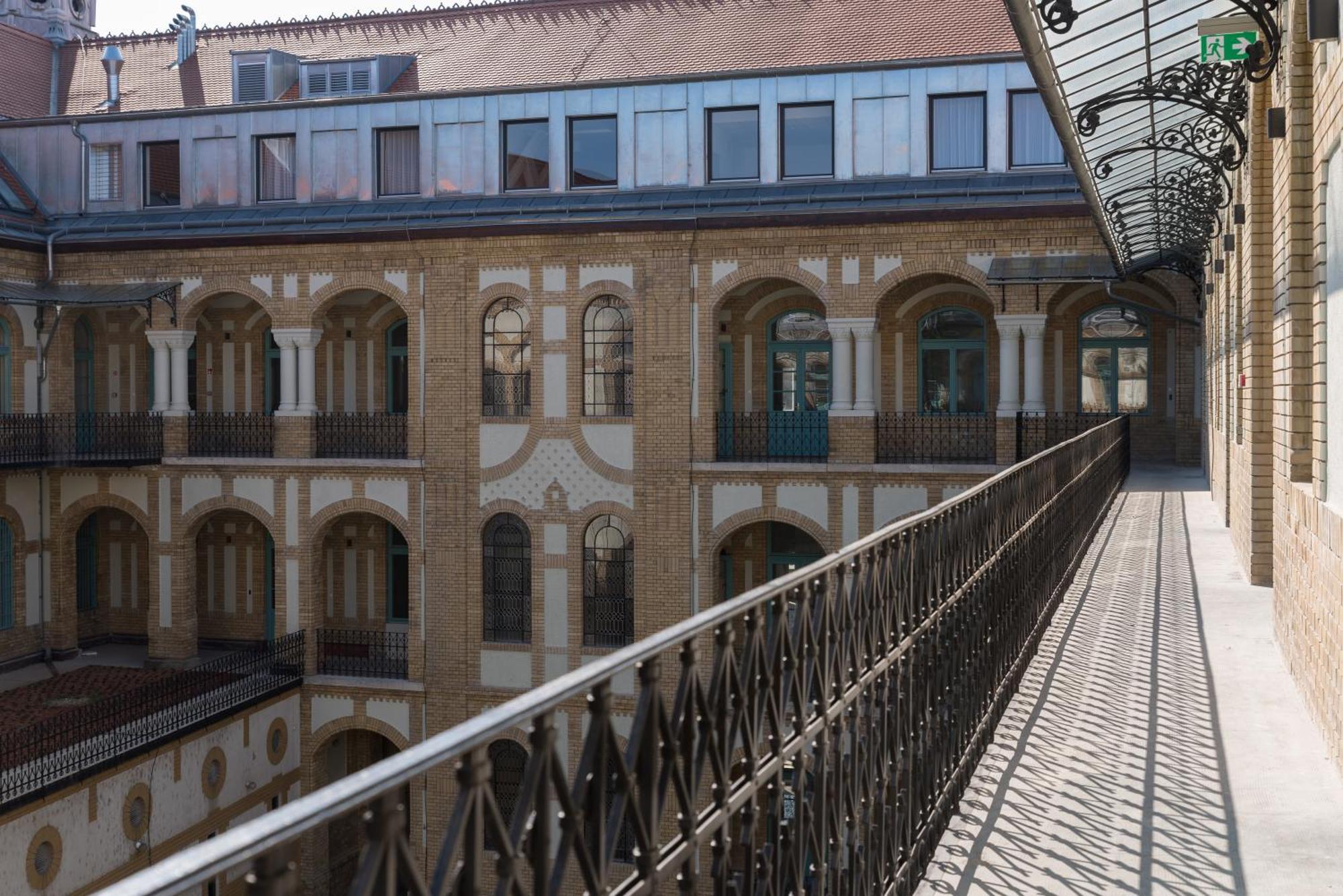 塞格德Szechenyi Center公寓式酒店 外观 照片